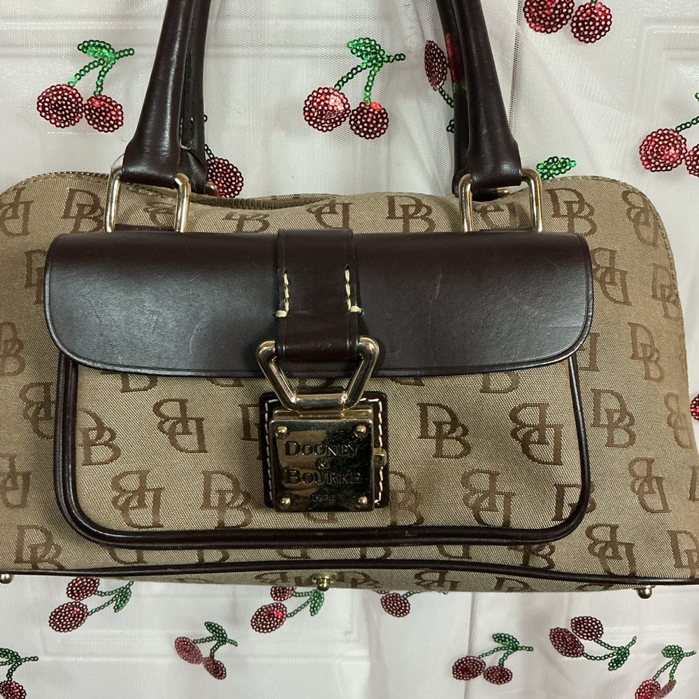 Dooney & Bourke Tan and Brown bag - Picture 4 of 8